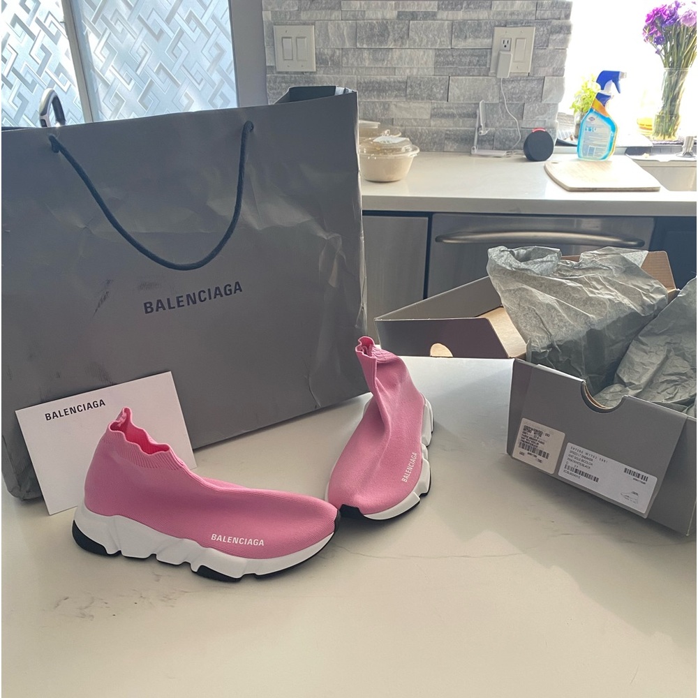 NWT Brand new in box authentic Balenciaga women’s shoes size 7 made in Italy.